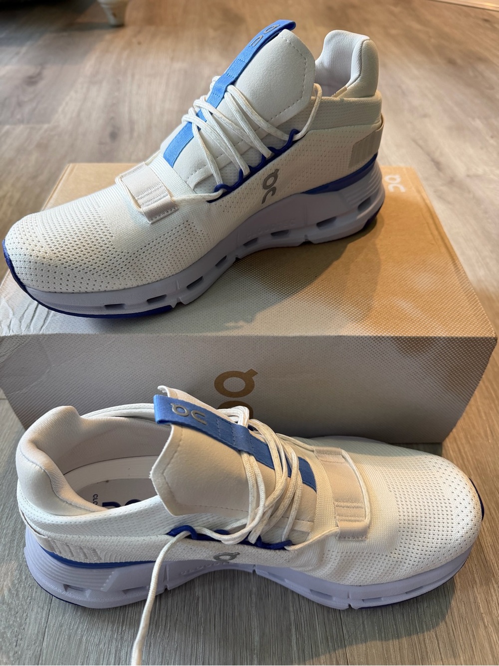 ✨ On Running Cloudnova Lifestyle Sneakers ✨
* Brand new * woman’s size 9 - Picture 2 of 5